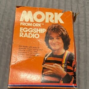 Eggship Radio - Orange